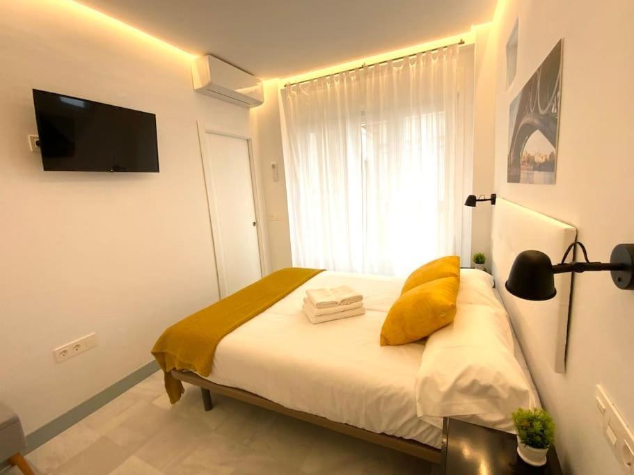 My Home In Triana, Luminoso Y Acogedor Apartamento Seville Ngoại thất bức ảnh