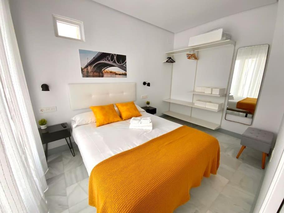 My Home In Triana, Luminoso Y Acogedor Apartamento Seville Ngoại thất bức ảnh