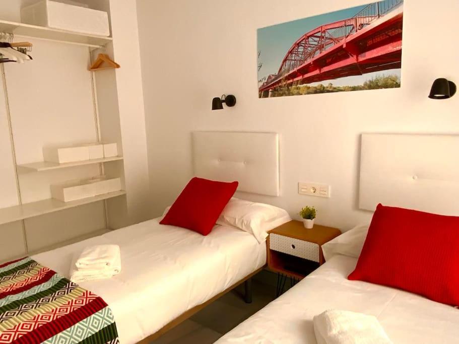 My Home In Triana, Luminoso Y Acogedor Apartamento Seville Ngoại thất bức ảnh